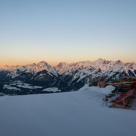 Apartments Evandi - Ferienwohnungen In Ruhiger Lage Швац Экстерьер фото